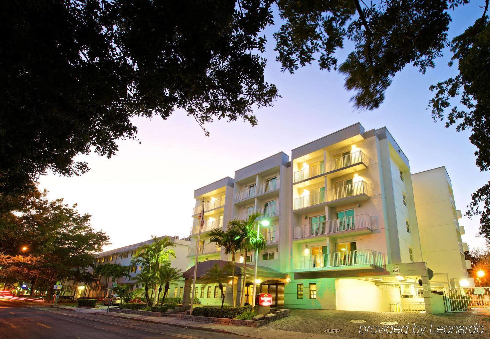 Residence Inn Miami Coconut Grove Exterior photo