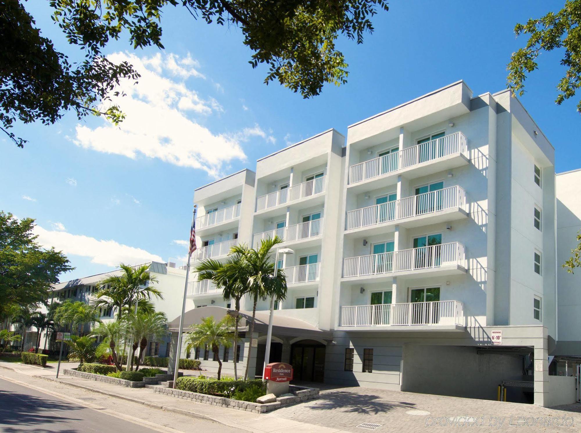 Residence Inn Miami Coconut Grove Exterior photo