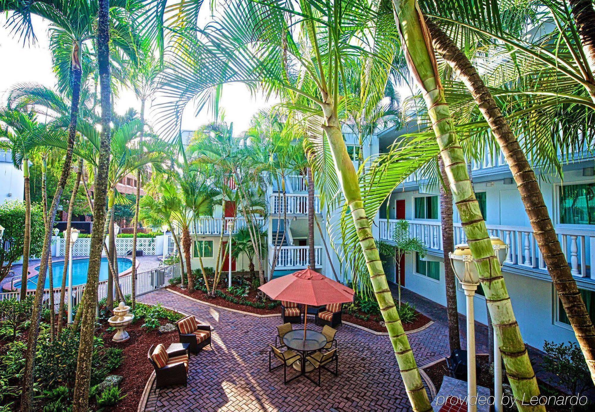 Residence Inn Miami Coconut Grove Exterior photo